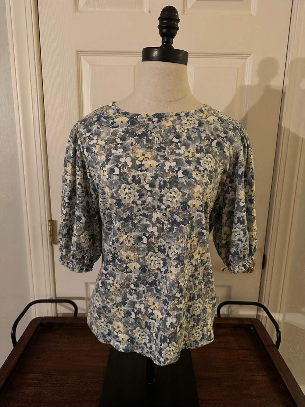 LC Lauren Conrad Blue Floral Puff-Sleeve Blouse